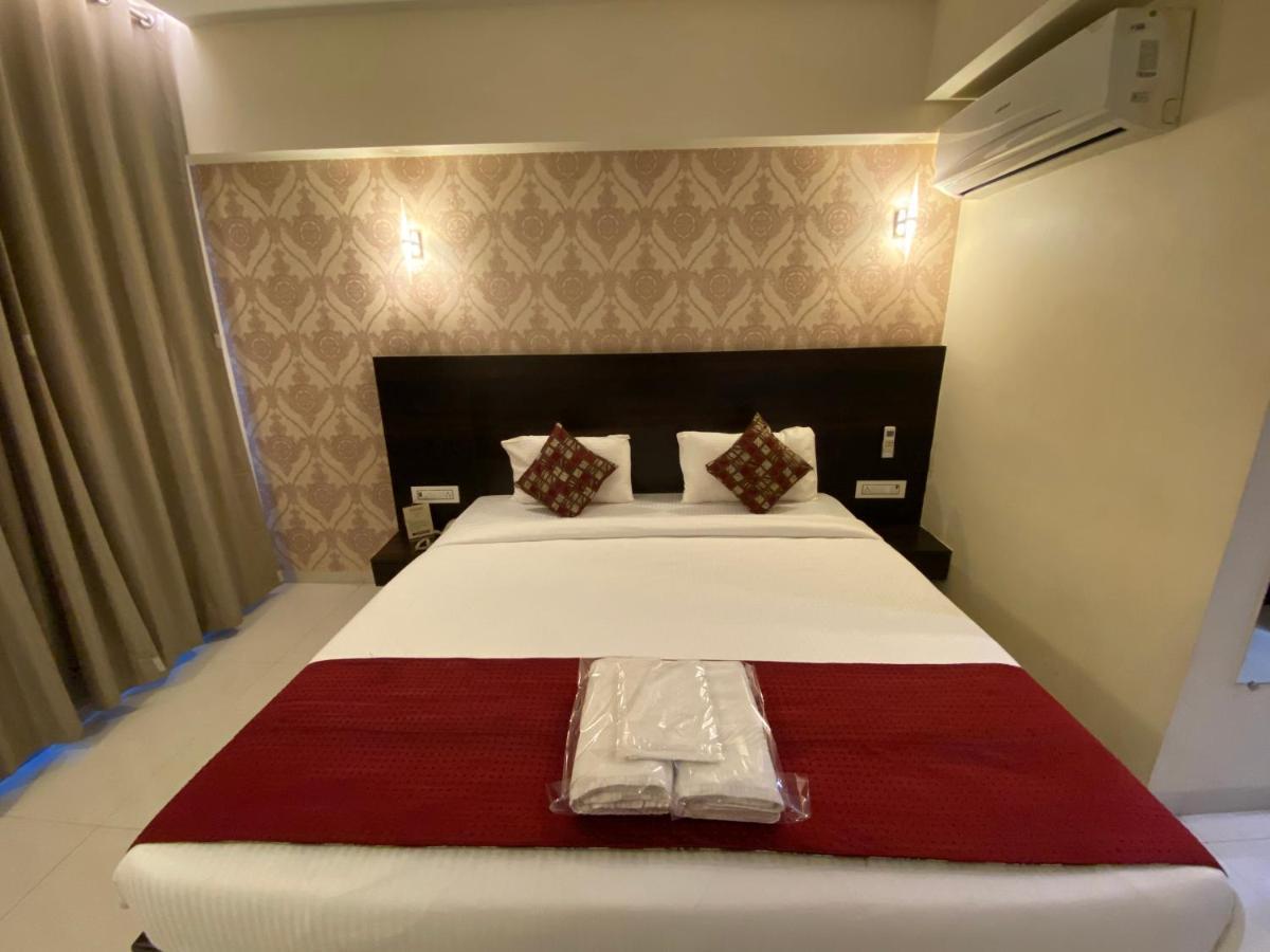 Hotel Singh'S By Wb Inn, Vashi, Navi Mumbai Extérieur photo